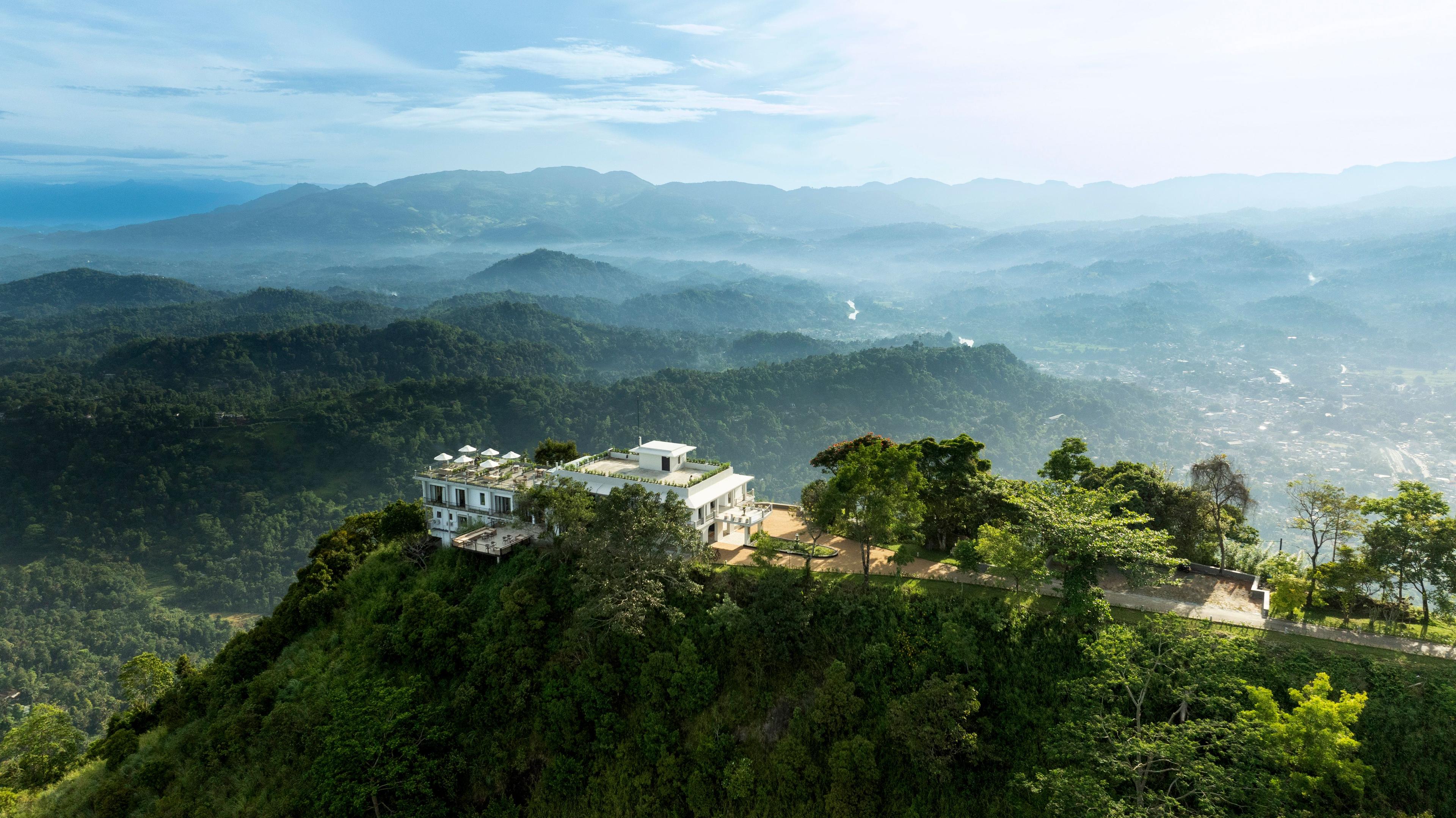 W15 Ambuluwawa — Gampola • Sri Lanka